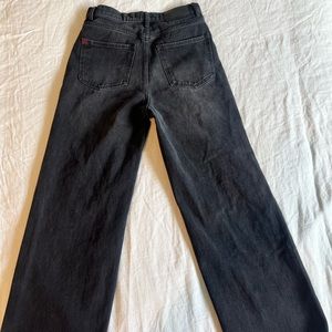 BDG High and Wide Jeans - Size 28